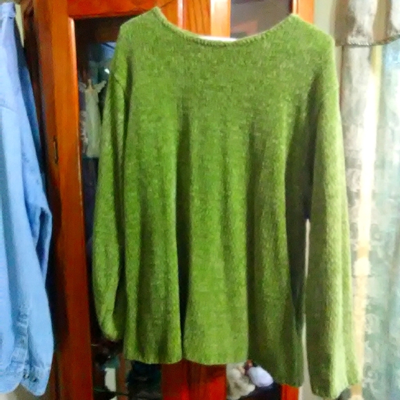 Pull over sweater - Picture 2 of 3